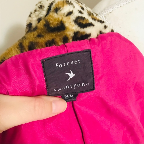 Forever 21 Leopard Jacket - Picture 5 of 8